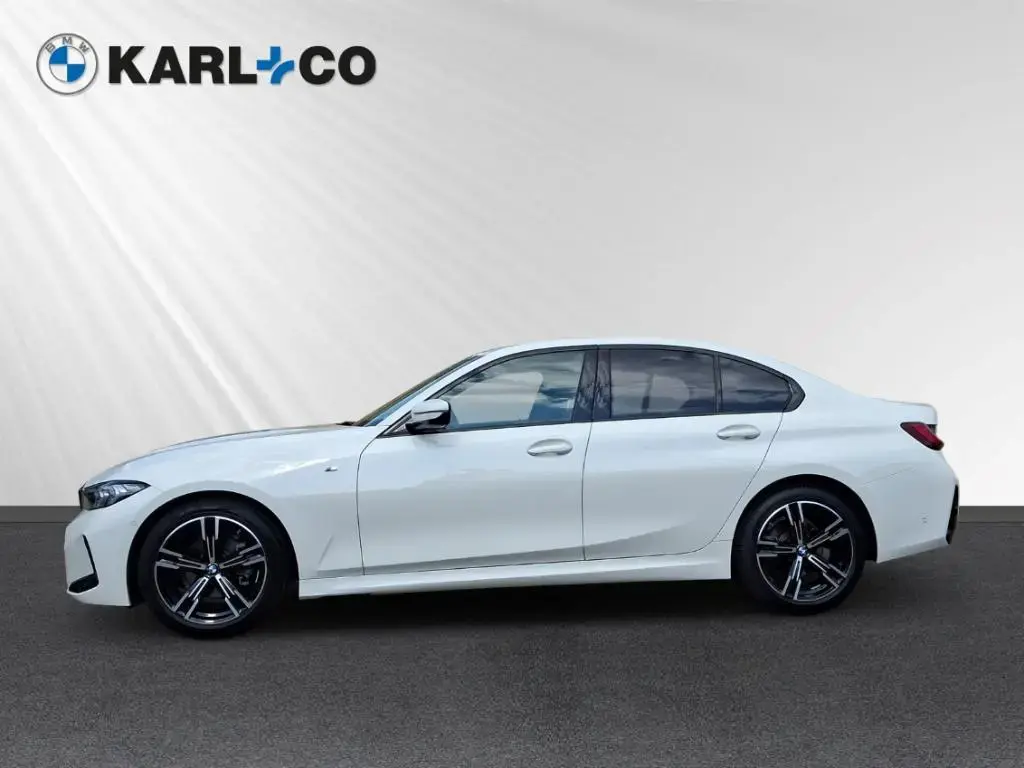Main__Slider__Photo:BMW 318 d Limousine M-Sport e-Sitze Alarm Kamera SHZ 03/2025-1