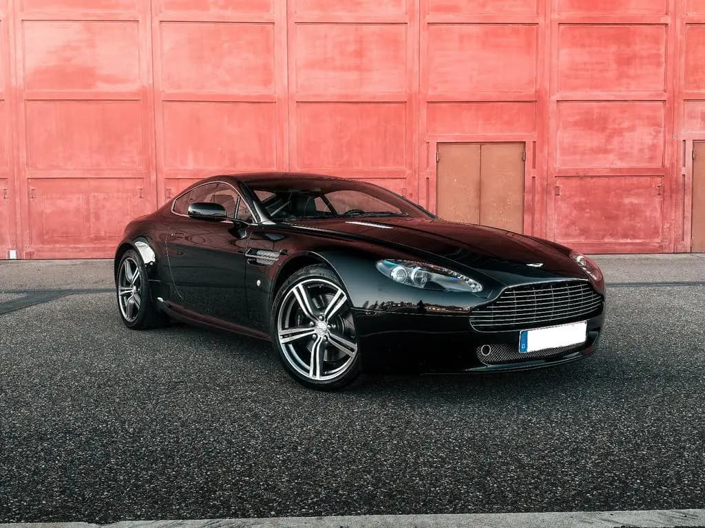 Main__Slider__Photo:Aston Martin V8 Vantage N400 07/2008-0