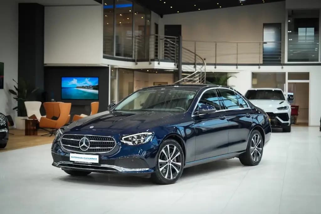 Main__Slider__Photo:Mercedes-Benz E-Class 450 4Matic Lim. Avantgarde*LEDER*NAVI*LED*360° 12/2020-0