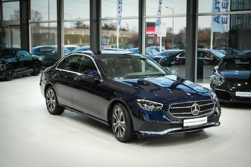 Main__Slider__Photo:Mercedes-Benz E-Class 450 4Matic Lim. Avantgarde*LEDER*NAVI*LED*360° 12/2020-1