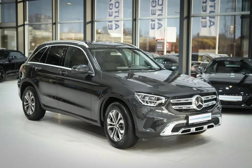Main__Slider__Photo:Mercedes-Benz GLC-Class d 4Matic*LED-HIGH-PERF*NAVI*PDC*1.HAND 08/2020-1