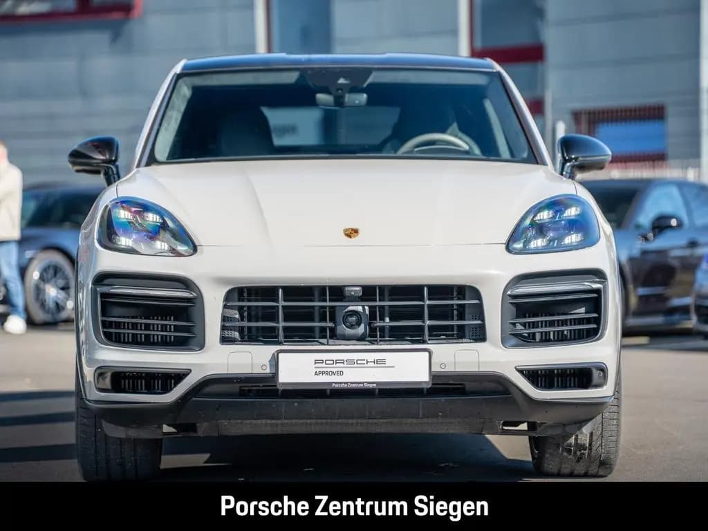 Main__Slider__Photo:Porsche Cayenne S Coupe HUD Luftfederung AD Niveau AHK-e 07/2020-0