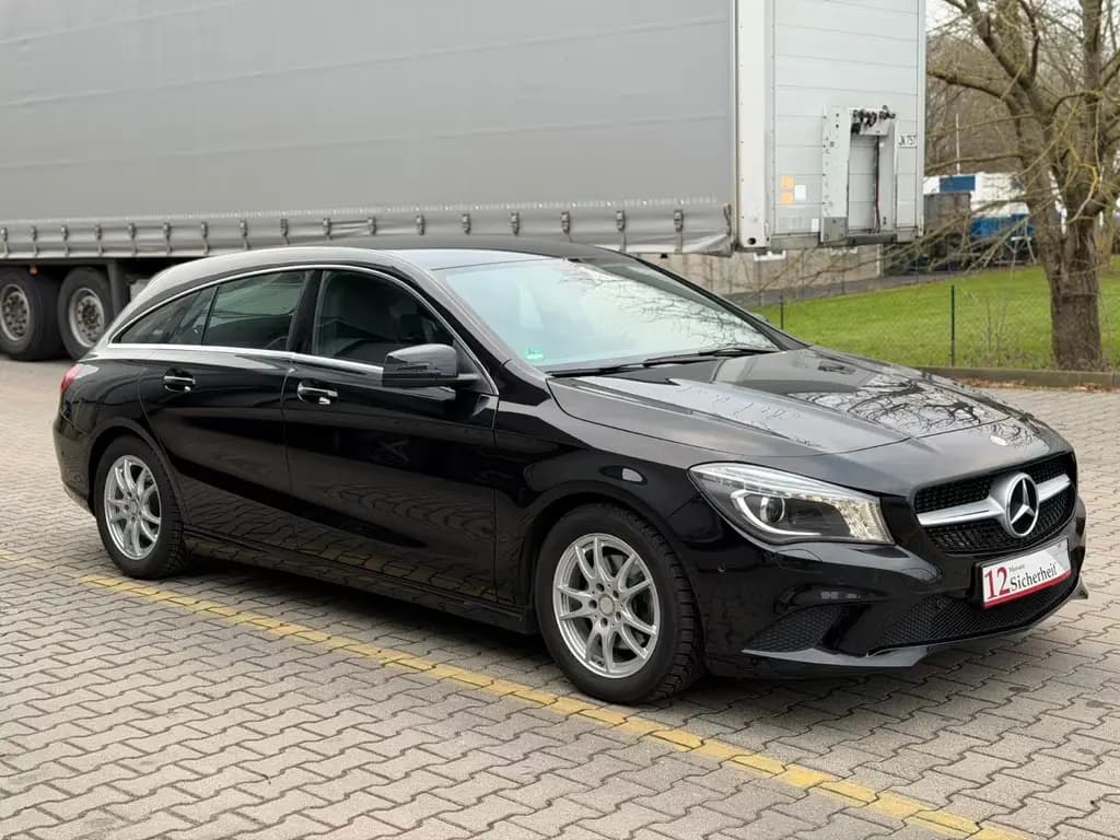 Main__Slider__Photo:Mercedes-Benz CLA-Class 200 Shooting Brake Urban Garantie* Xenon* 07/2015-0