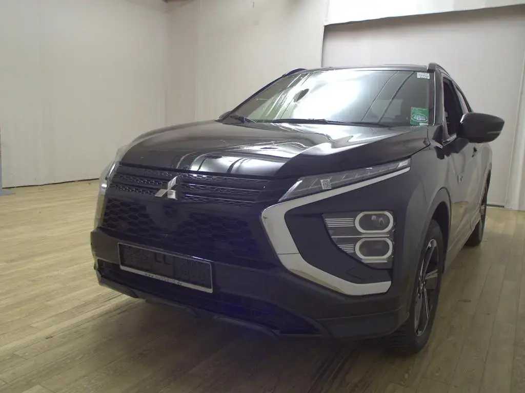 Main__Slider__Photo:Mitsubishi Eclipse Cross 2.4 MIVEC Navi LED Shz 360° ACC 12/2022-1