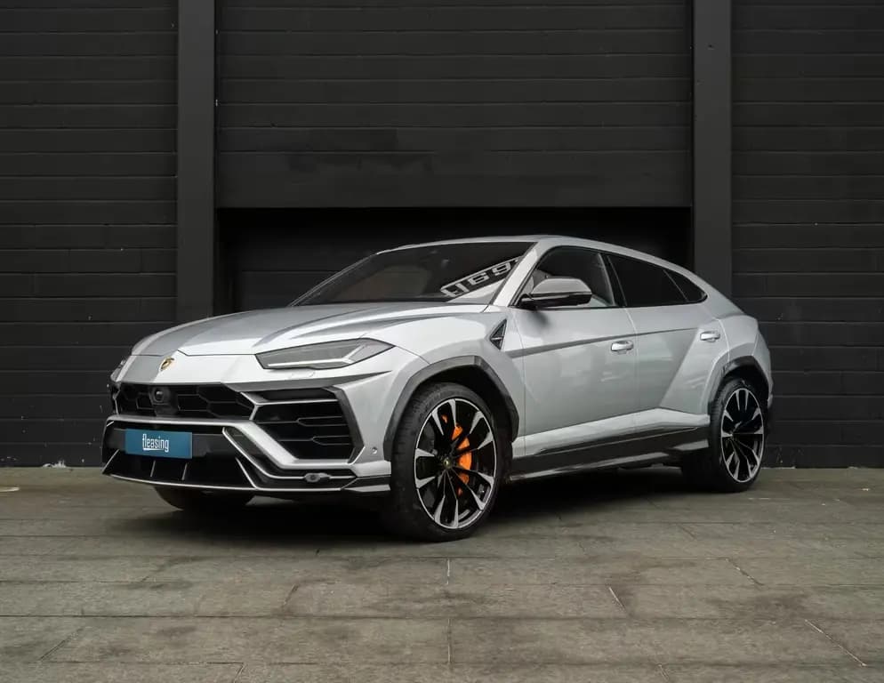 Main__Slider__Photo:Lamborghini Urus 4.0 V8*FRESHSERVICE*B&O*Carbon*HUD*Ceramic* 03/2019-0