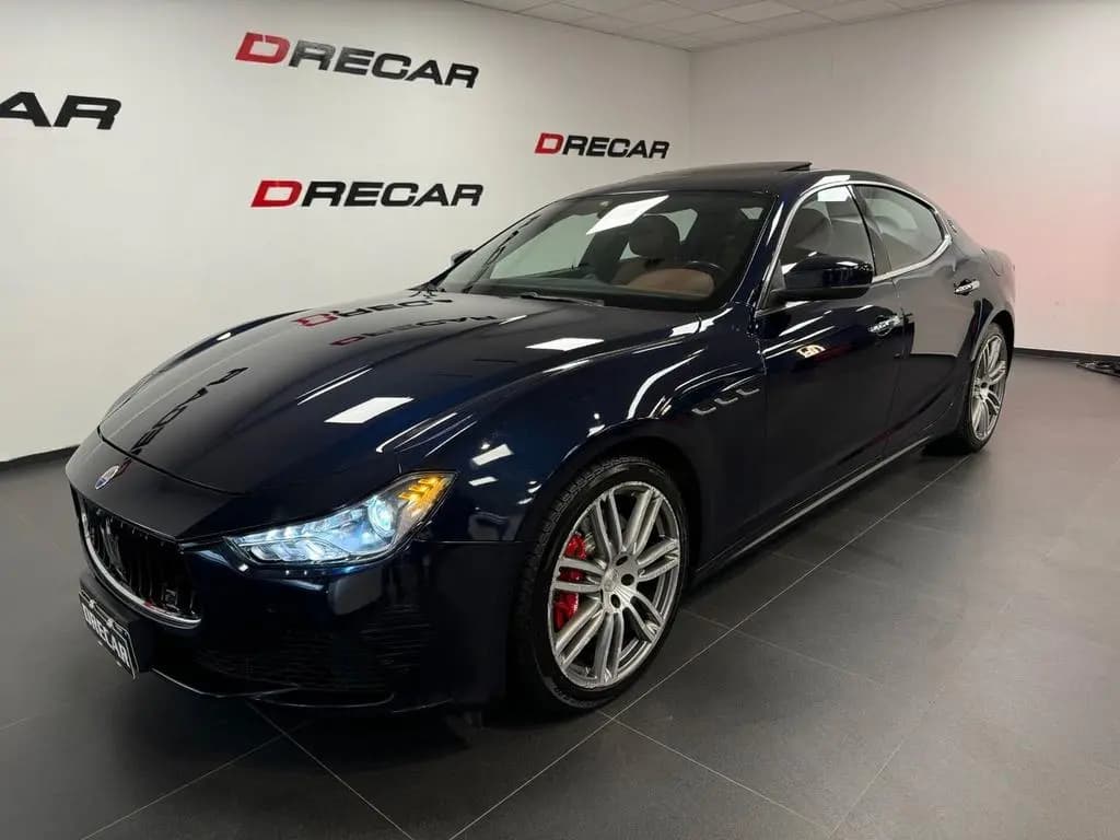 Main__Slider__Photo:Maserati Ghibli V6 Diesel GRANLUSSO UNIPROP. 05/2017-0