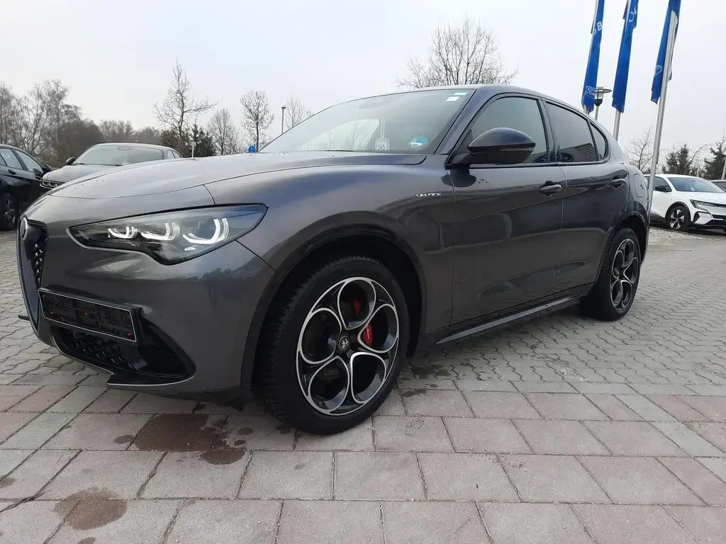 Main__Slider__Photo:Alfa Romeo Stelvio 2.2 JTDM Veloce Q4 ACC Kamera LED Leder 06/2024-1