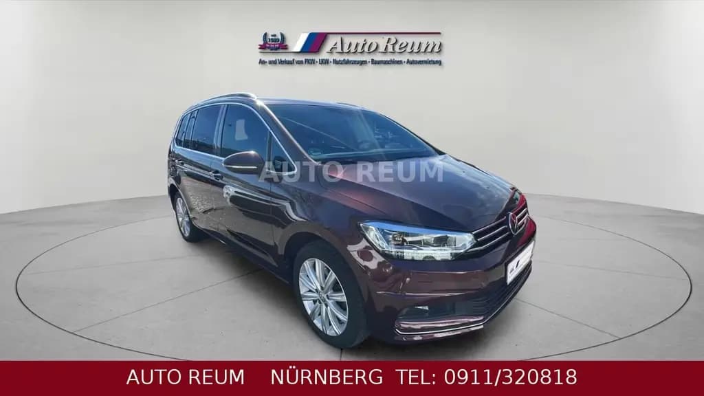 Main__Slider__Photo:Volkswagen Touran Highline Automatik LED Navi Kamera Tempom 11/2019-0