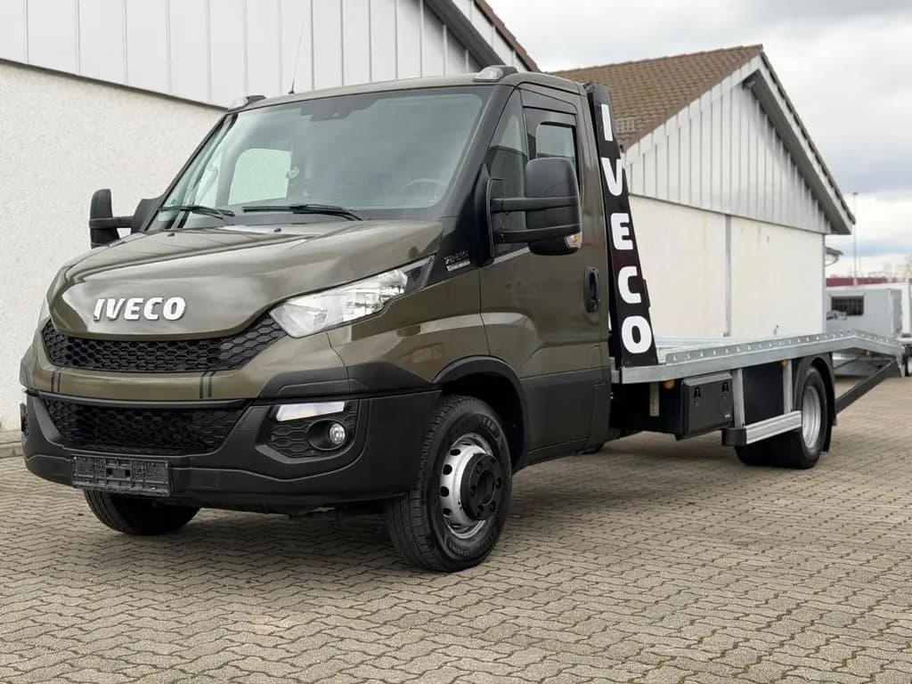 Main__Slider__Photo:Iveco Other Daily Einzelkabine 72-210 HI Matic Abschlepwagen 07/2016-0