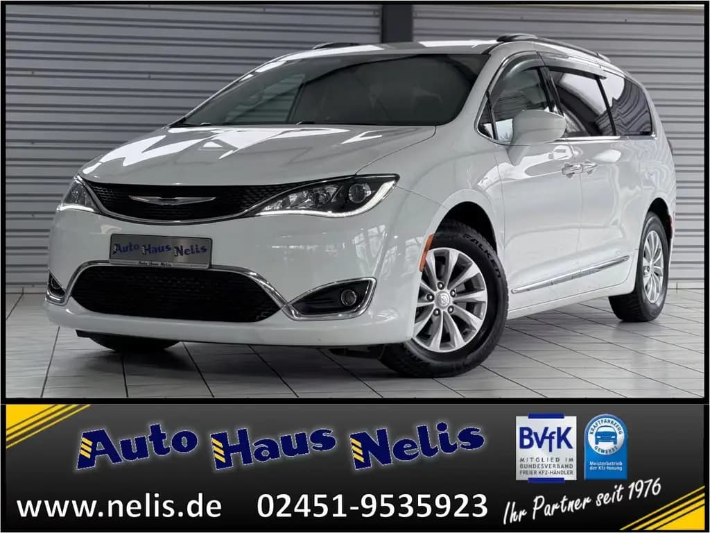 Main__Slider__Photo:Chrysler Pacifica 7-Sitzer Allwetter Navi Android/Apple K 09/2016-0