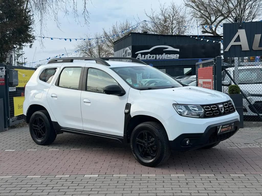 Main__Slider__Photo:Dacia Duster II 1.6 Comfort*Nav*Carplay*Klima*Temp*PDC 04/2019-0