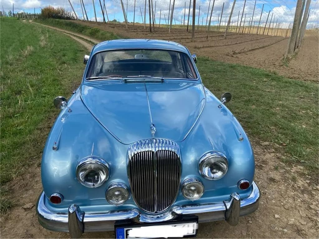 Main__Slider__Photo:Jaguar Daimler Jaguar MK 2 12/1964-0