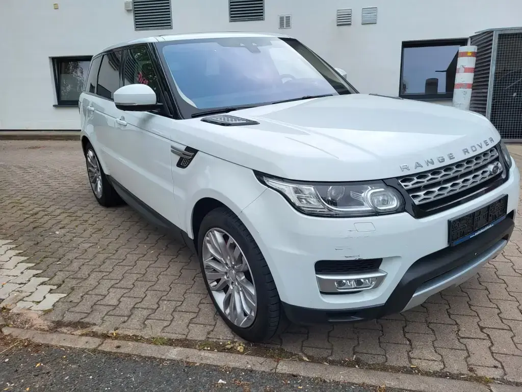Main__Slider__Photo:Land Rover Range Rover Sport HSE 09/2017-1