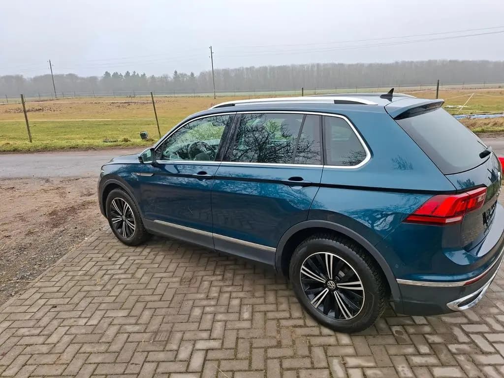 Main__Slider__Photo:Volkswagen Tiguan 2.0 TSI OPF 140kW DSG 4MOTION Elegance 12/2021-0