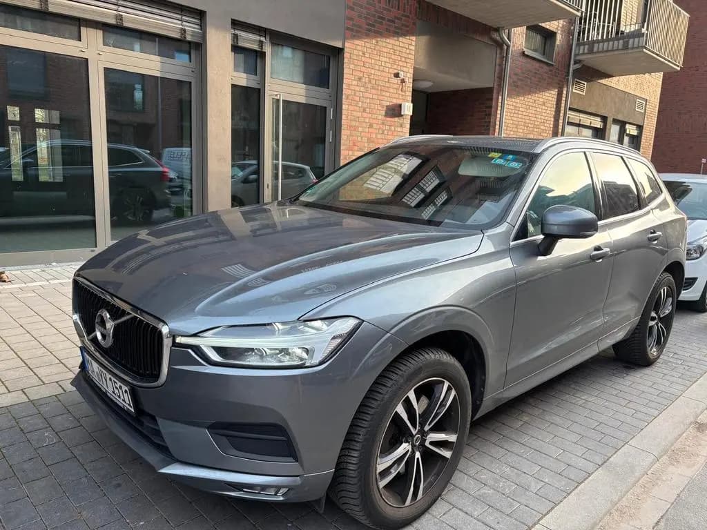 Main__Slider__Photo:Volvo XC60 B4 D Momentum Pro Geartronic Momentum Pro 11/2020-0