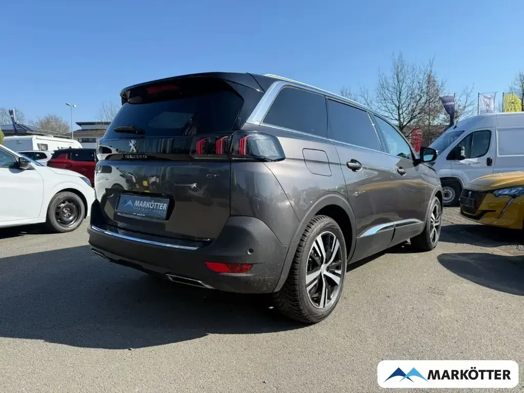 Main__Slider__Photo:Peugeot 5008 1.5GT 7-Sitzer ACC/BLIS/CAM/LED/PDC/SH/TEMP 11/2023-1