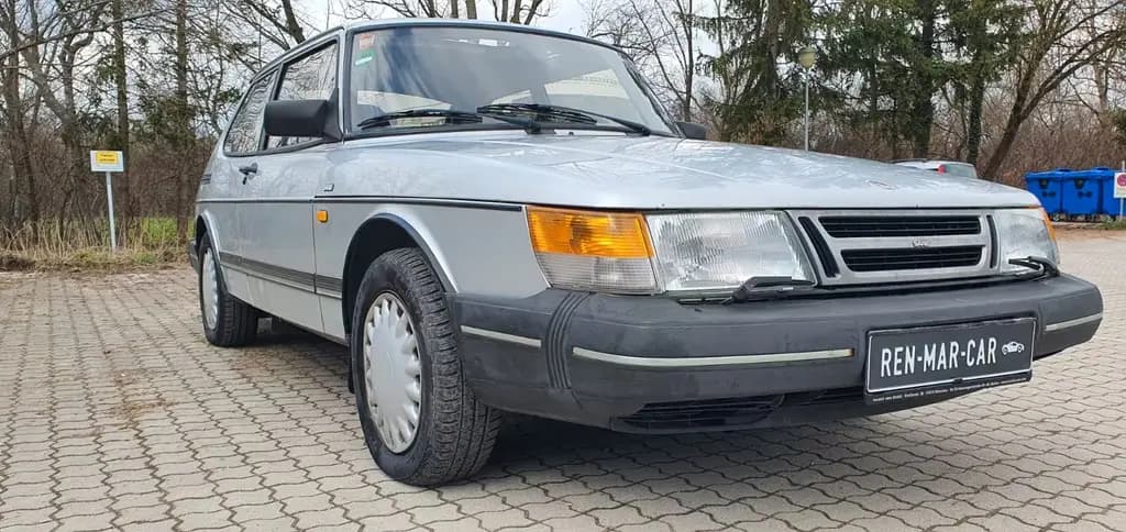 Main__Slider__Photo:Saab 900 07/1990-0