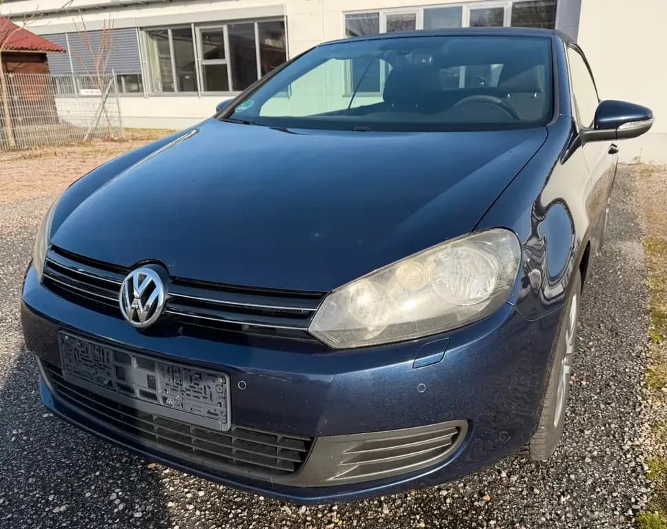 Main__Slider__Photo:Volkswagen Golf VI Cabriolet Basis 05/2012-0