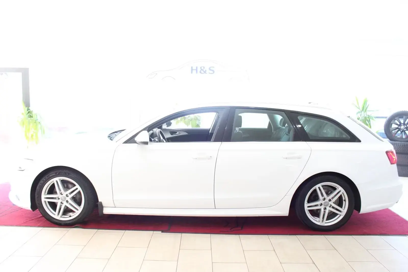 Main__Slider__Photo:Audi A6 06/2018-1