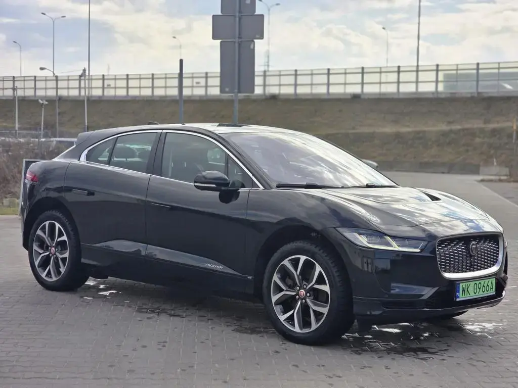Main__Slider__Photo:Jaguar I-Pace EV320 SE 12/2020-1