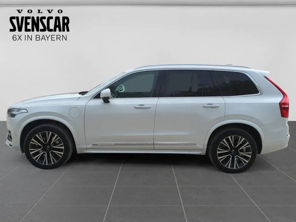 Main__Slider__Photo:Volvo XC90 Ultimate Bright Recharge Plug-In Hybrid AWD 11/2022-1