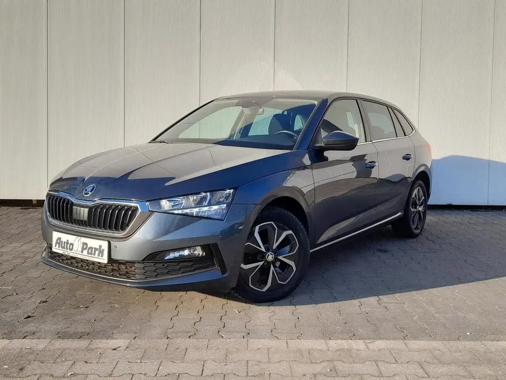 Main__Slider__Photo:Skoda Scala 1.5 TSI NAVI/APP~LED~2xPDC~SHZ~RFK~DAB~GRA 04/2021-0