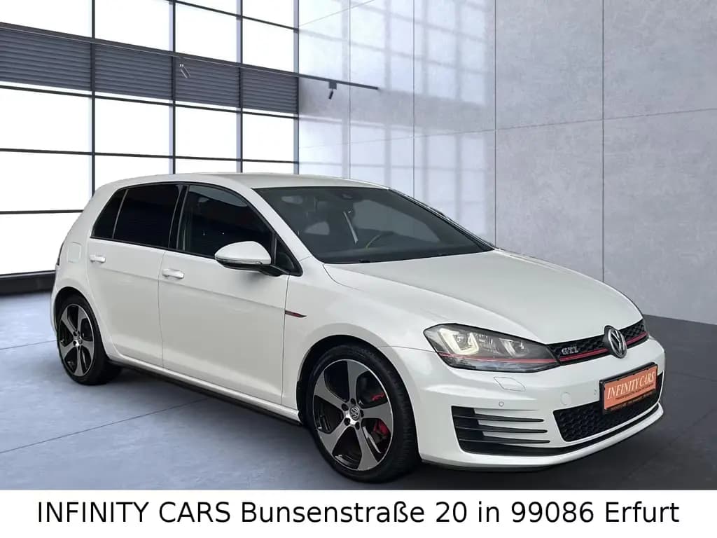 Main__Slider__Photo:Volkswagen Golf VII Lim. GTI BMT 03/2016-0