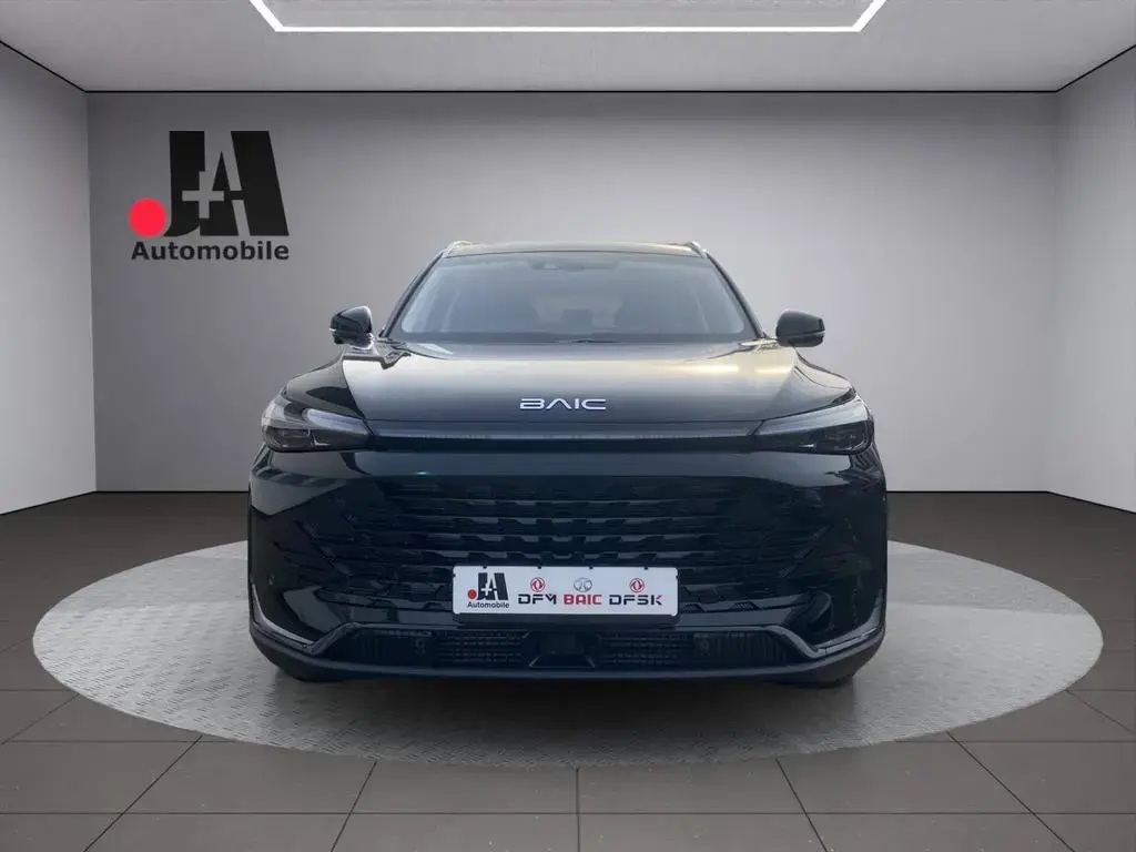 Main__Slider__Photo:BAIC Beijing X75 null-1