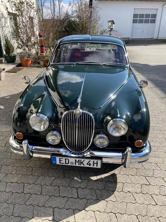 Main__Slider__Photo:Jaguar MK II 3.8 02/1968-0