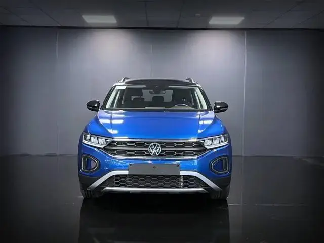 Main__Slider__Photo:Other Other VOLKSWAGEN T-Roc 1.0 TSI Life 110CV 06/2022-1