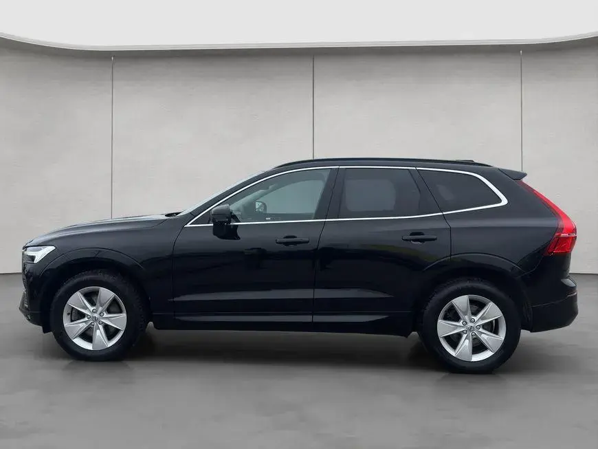 Main__Slider__Photo:Volvo XC60 B4 Aut BLIS PilotAssist Voll-LED Google-Map 02/2023-1