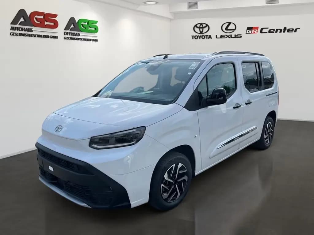 Main__Slider__Photo:Toyota Proace City Verso L1 Teamplayer 1,2l-Turbo (110 03/2026-0