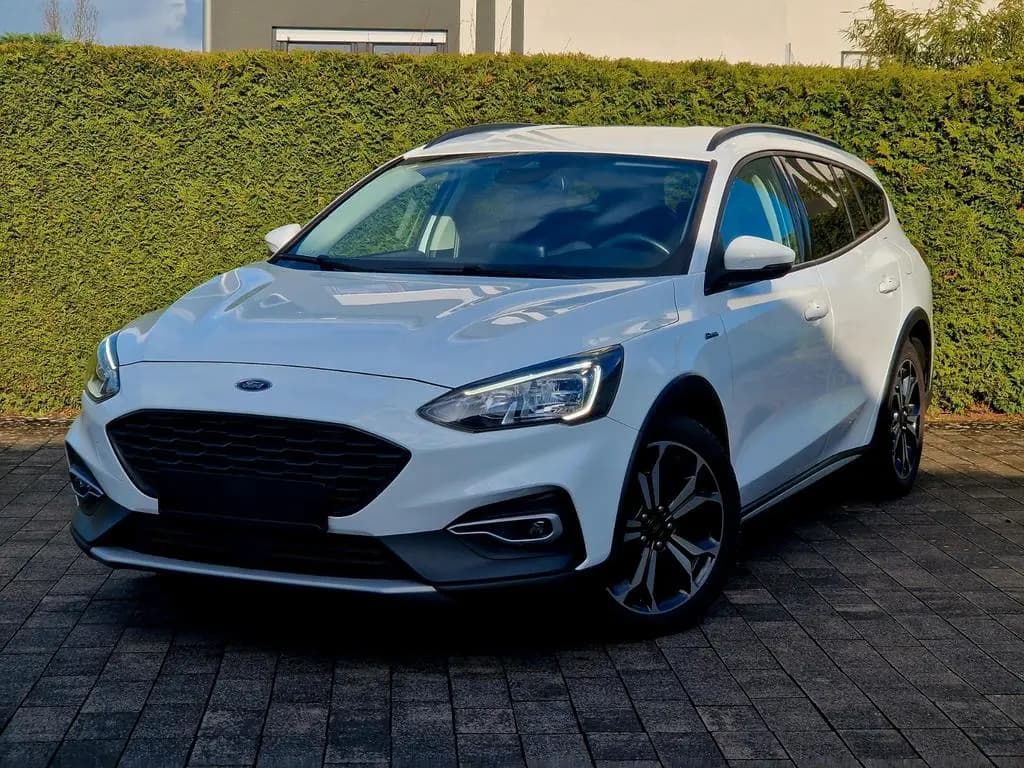 Main__Slider__Photo:Ford Focus Turnier Active (1.Hand, AHK, LED, Navi) 11/2020-0