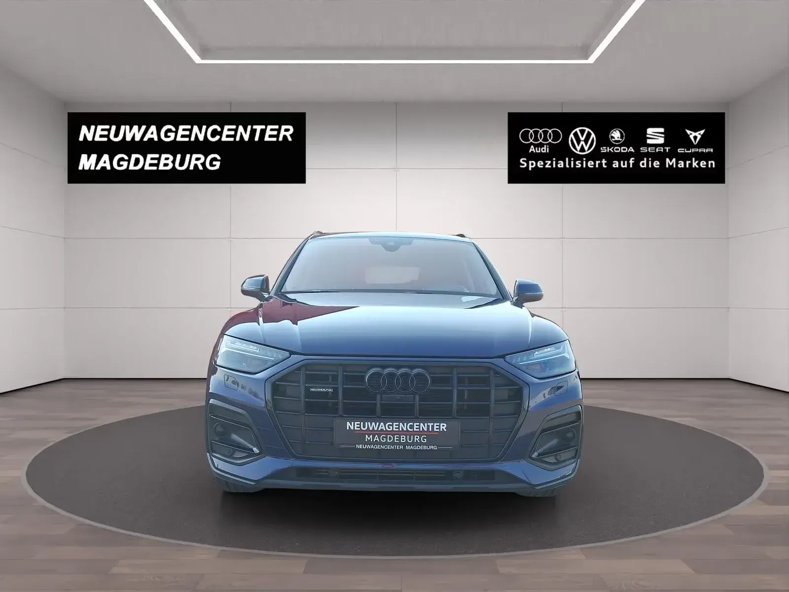 Main__Slider__Photo:Audi Q5 08/2023-1
