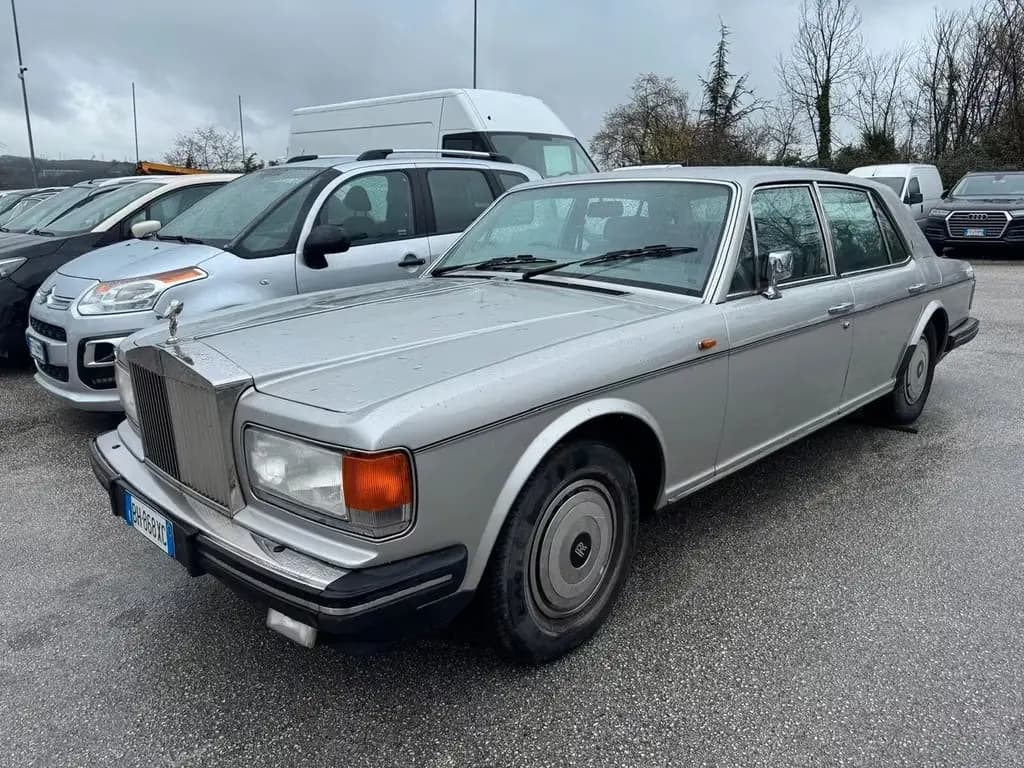 Main__Slider__Photo:Rolls-Royce Silver Spirit Rolls Royce Silver Spirit 01/1988-0