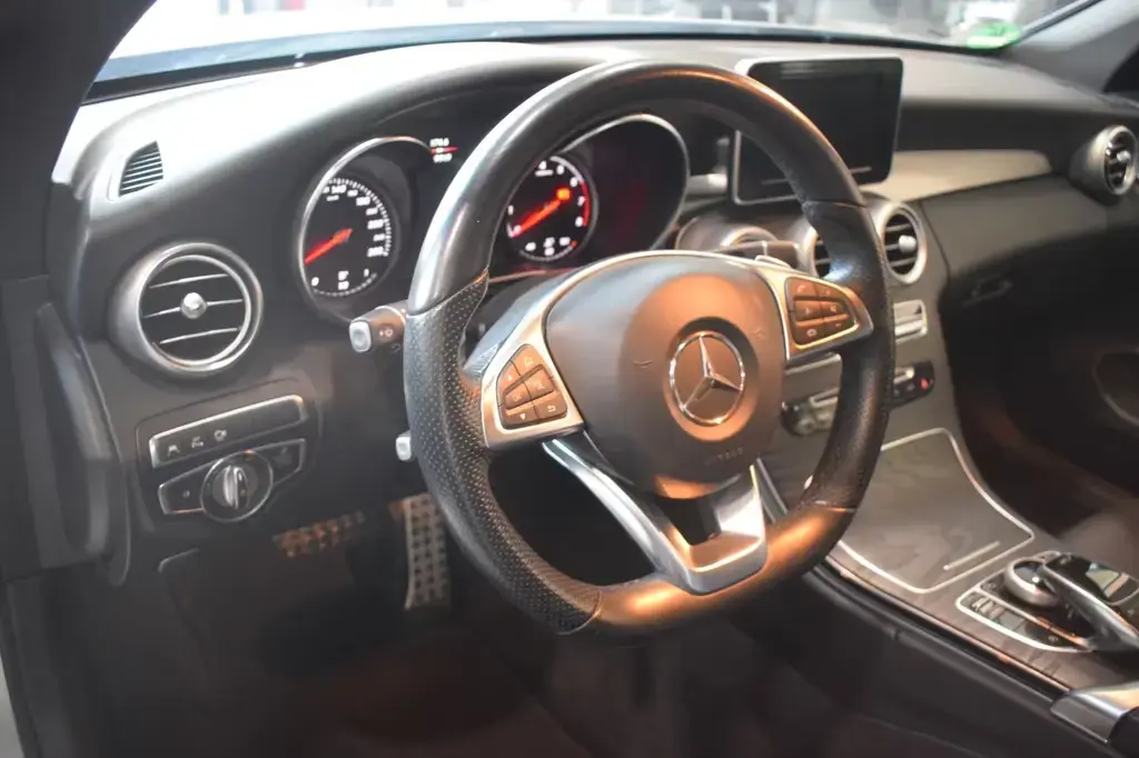 Main__Slider__Photo:Mercedes-Benz C-Class 200 Cabrio *AMG-Line* TopZustand 02/2018-1