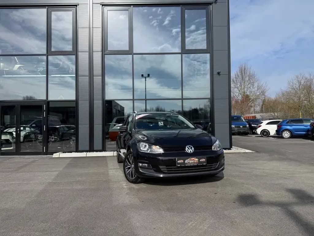 Main__Slider__Photo:Volkswagen Golf VII V. Allstar DSG*SHZ*PDC*FSP*APPLE CAR* 03/2017-0