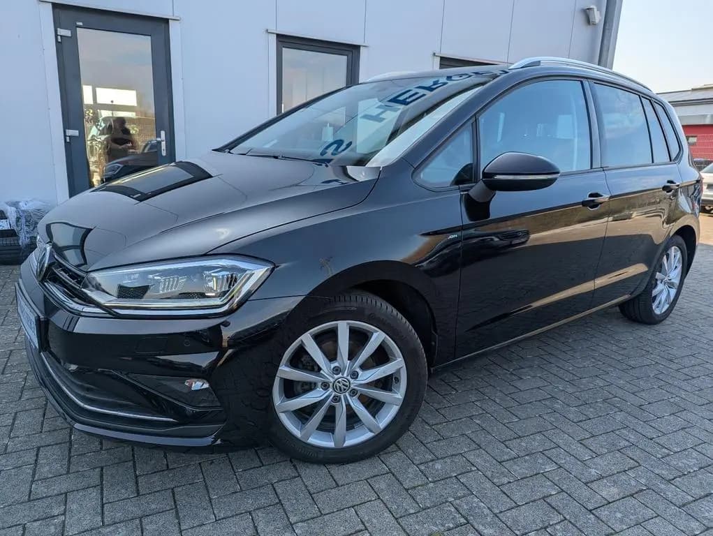 Main__Slider__Photo:Volkswagen Golf Sportsvan VII 1.5 TSI Join 11/2018-0
