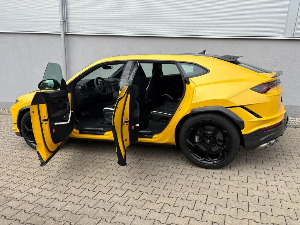 Main__Slider__Photo:Lamborghini Urus 4.0 V8 Performante 666PS full Carbon in/out 01/2025-0
