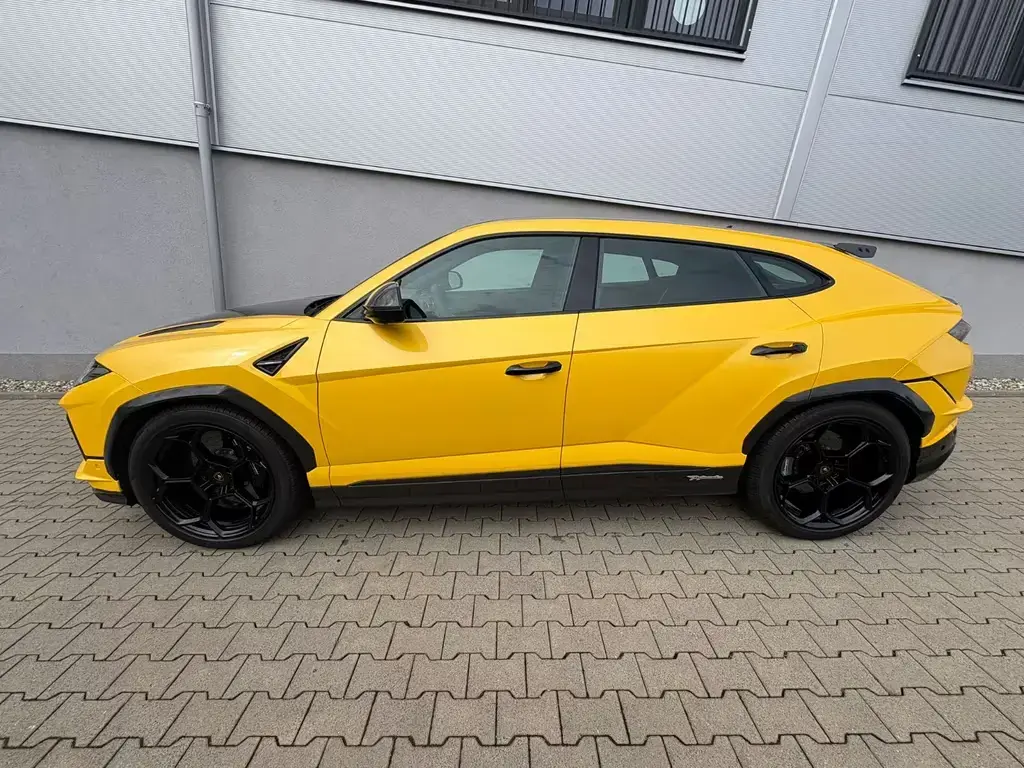 Main__Slider__Photo:Lamborghini Urus 4.0 V8 Performante 666PS full Carbon in/out 01/2025-1