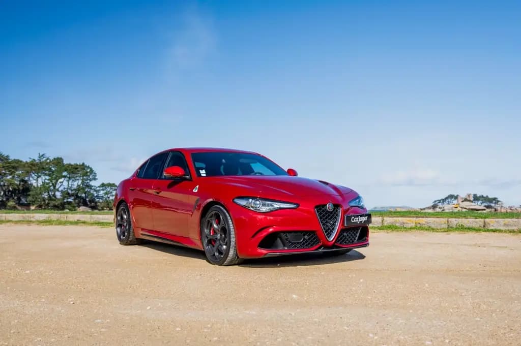Main__Slider__Photo:Alfa Romeo Giulia Quadrifoglio 09/2018-0