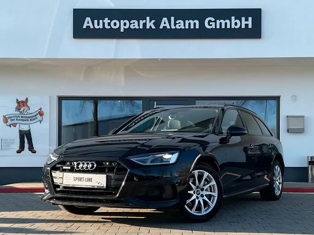 Main__Slider__Photo:Audi A4 Av 40 TDI quattro advanced ACC Lane ViCo Stau 06/2021-0