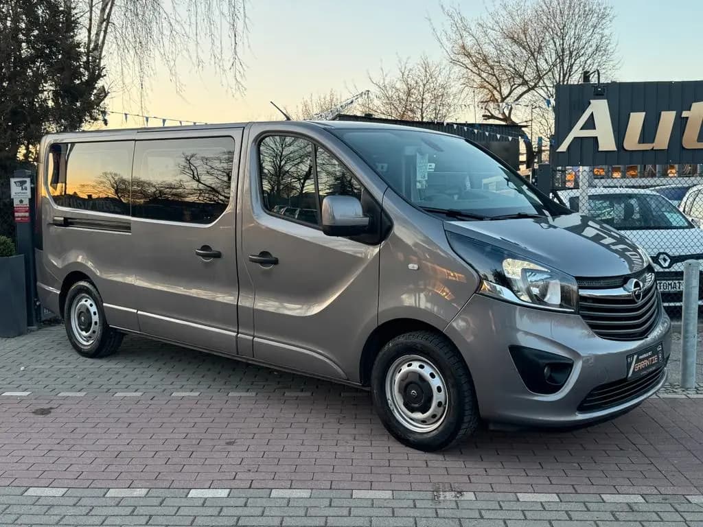 Main__Slider__Photo:Opel Vivaro B Kombi L2H1*9Sitze*Nav*Temp*TÜV NEU* 04/2017-0