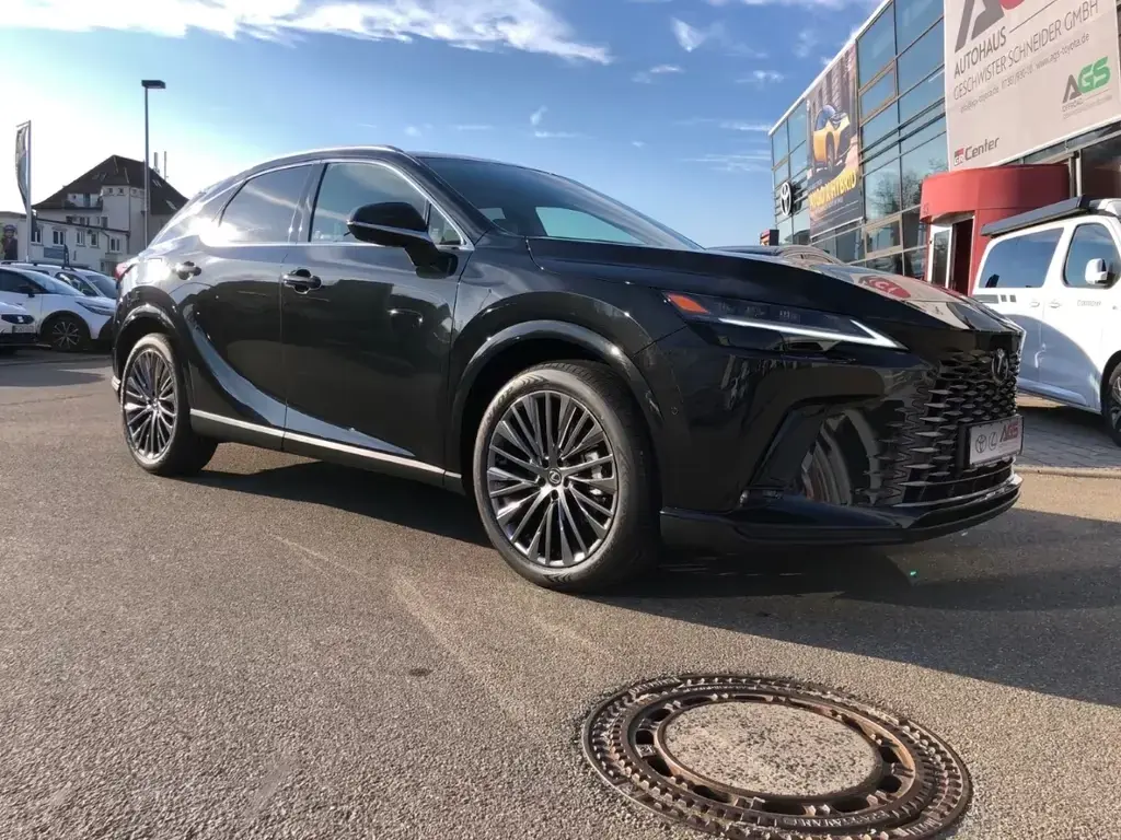 Main__Slider__Photo:Lexus RX 450h E-FOUR Luxury Panorama Anhängerkupplung 03/2026-1