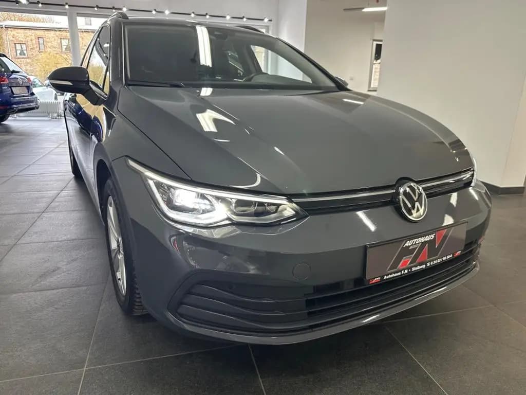 Main__Slider__Photo:Volkswagen Golf 1.5 Variant Life/LED/ACC/Kamera/Sthzg/Navi 03/2023-0