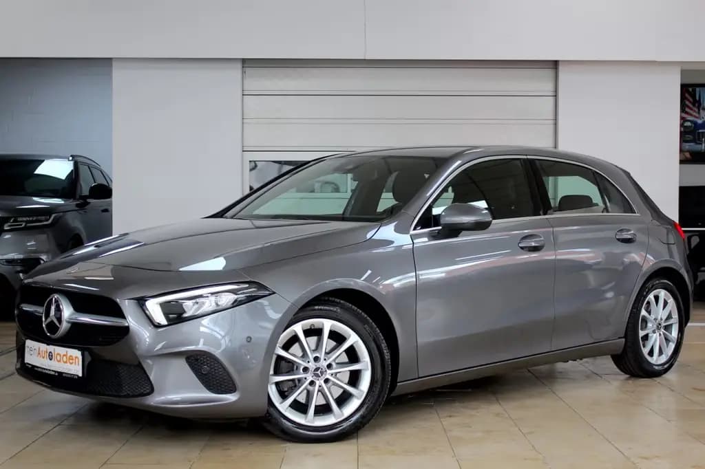 Main__Slider__Photo:Mercedes-Benz A-Class 200 Aut. Progressive *LEDER*WIDESCREEN*F1*LED* 04/2018-0
