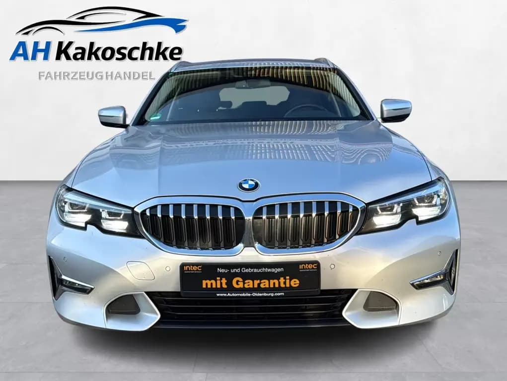 Main__Slider__Photo:BMW 320 320 d xDrive Touring Luxury Line HUD Carplay 08/2020-0