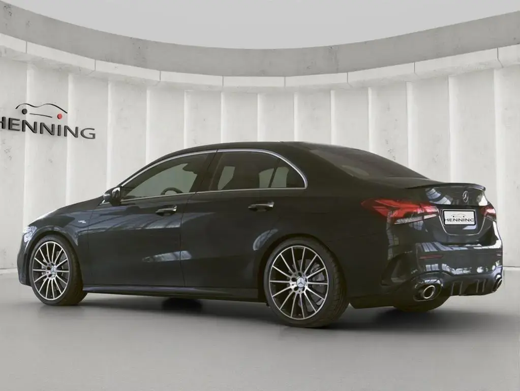 Main__Slider__Photo:Mercedes-Benz A-Class 35 AMG Lim. 4M Burmester MULTIBEAM Kamera 19" 01/2020-1