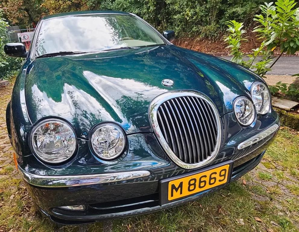 Main__Slider__Photo:Jaguar S-Type V8 - 03/2000-0