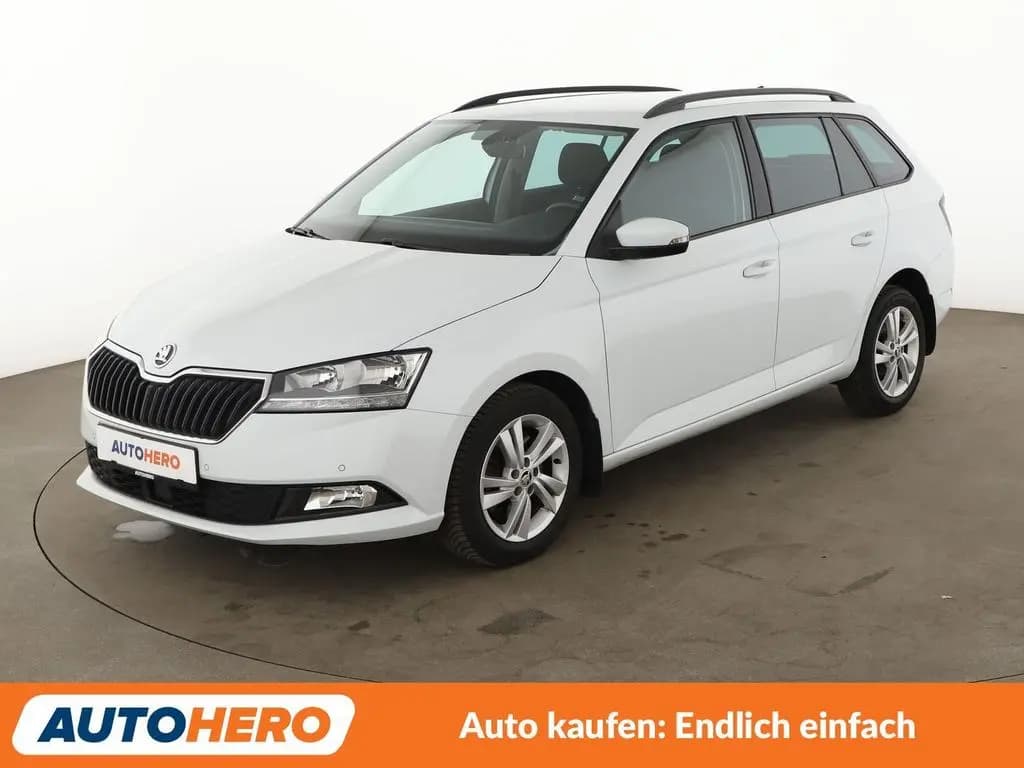 Main__Slider__Photo:Skoda Fabia 1.0 TSI Style*NAVI*TEMPO*PDC*SHZ*KLIMA* 11/2018-0